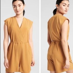 Athleta Marlow Romper in Tuscan Gold in a Size Large